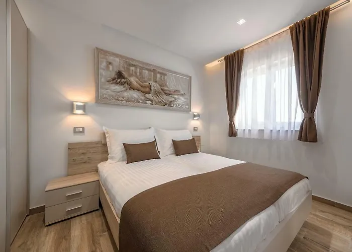 Lägenhet Viras Luxury Pula