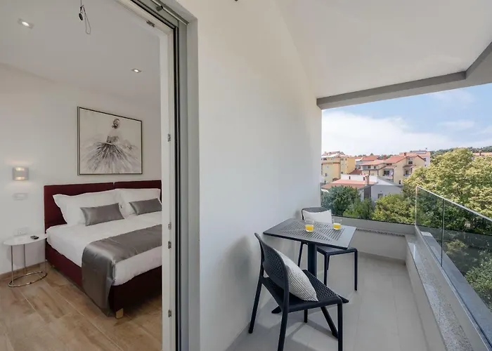 Viras Luxury Lägenhet