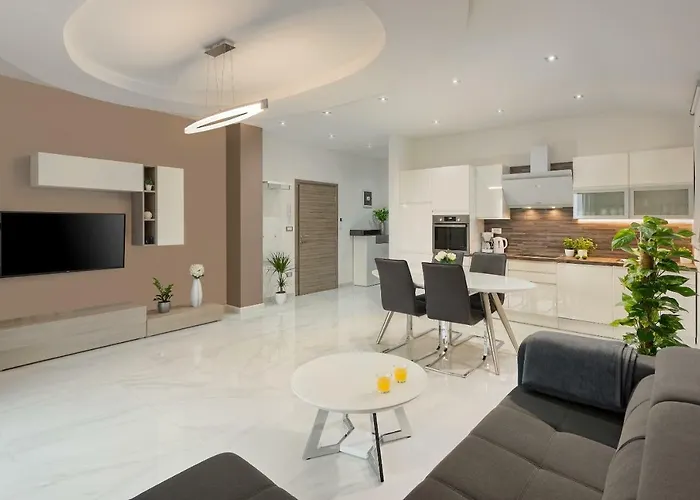Viras Luxury Lägenhet Pula