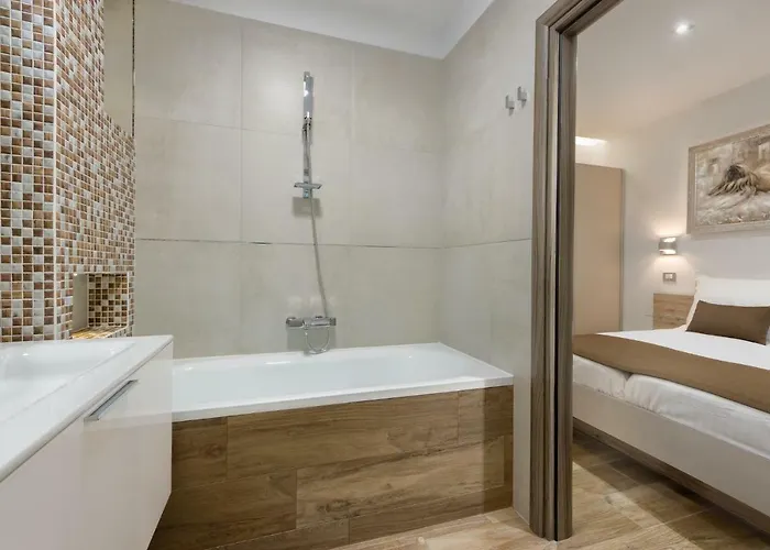 Viras Luxury
