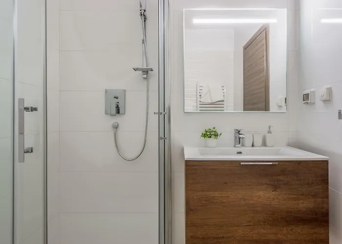 Viras Luxury Πούλα